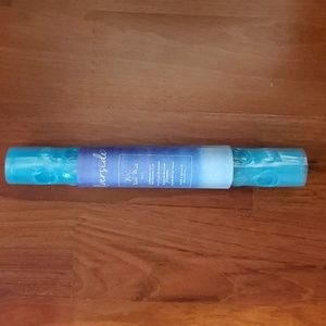 New Riverside shower mat aqua coloslip resistant with safety suction cups